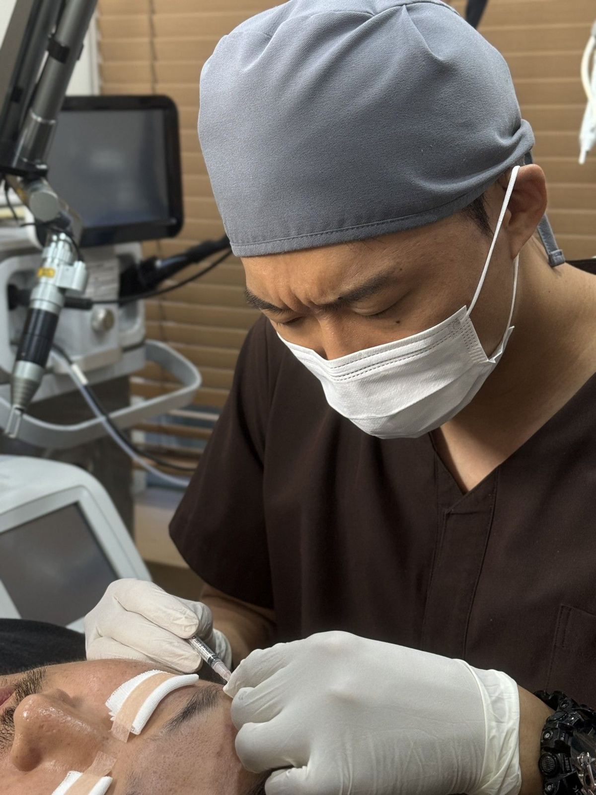 여드름흉터 치료 안내 43